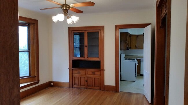 Photo - 116 Trinity Pl