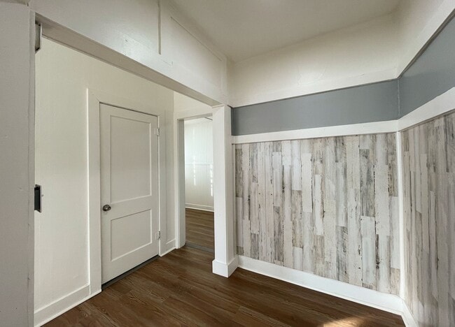 Photo - 420 E 4th Ave Unit #5