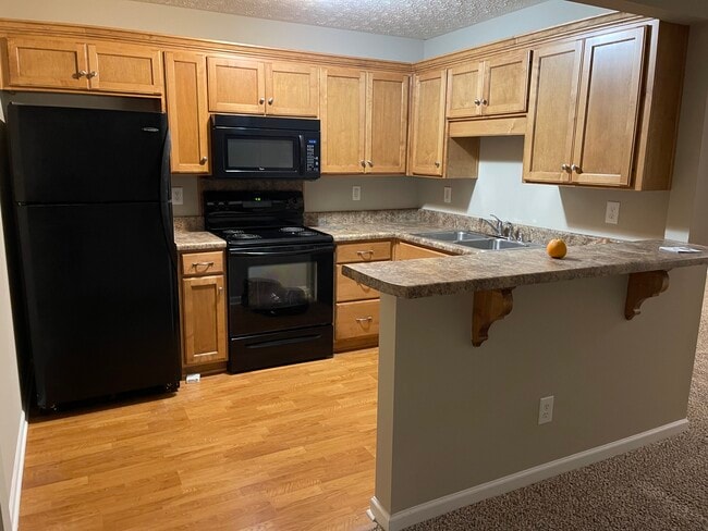 Photo - 241 McFadin Station St Unidad F