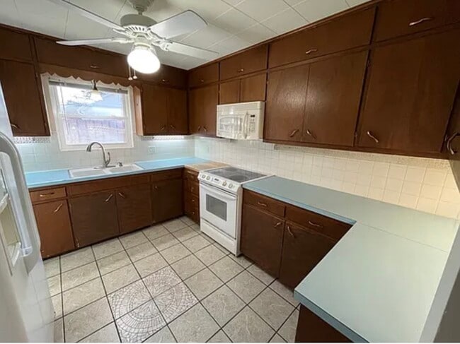 Photo - 143 Ramblewood Rd