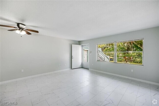 Building Photo - 3225 E Riverside Dr Unit 53 Rental