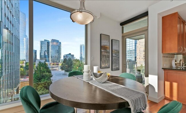 Photo - 10650 NE 9th Pl Unit 1020