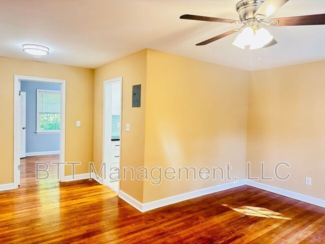 Photo - 8311 Garland Ave Condominio Unidad #4