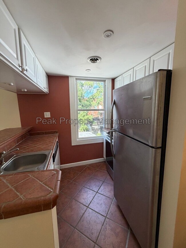 3120 Parkwood Ave Unidad A