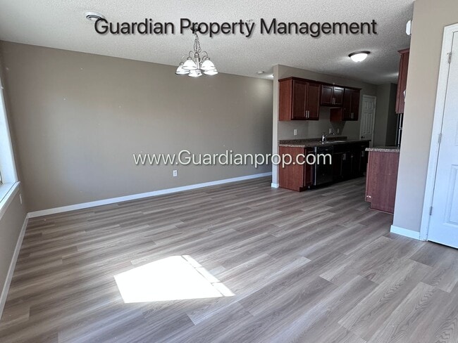 Photo - Brooklyn Park End Unit Town Home, Dishwasher, Washer/Dryer, Dedicated Office