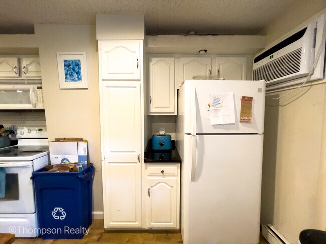 Photo - 170 Chelsea St Unidad 2