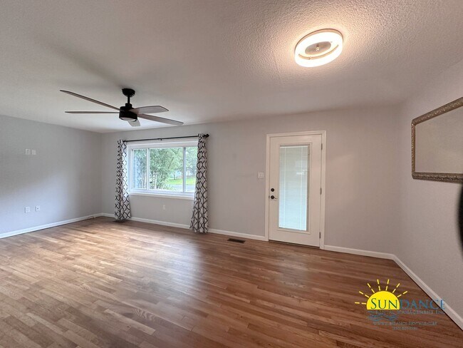 Photo - Beautiful 3 Bedroom Home in Fort Walton Beach!