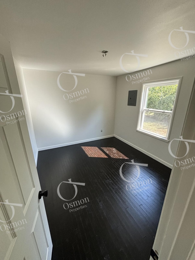 Photo - 1063 South St