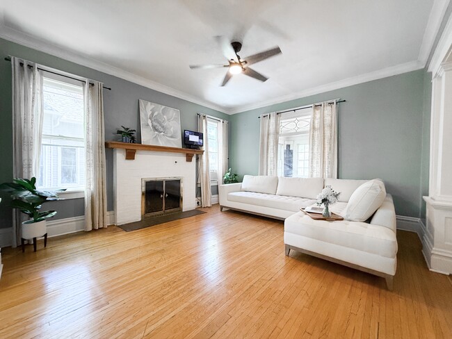 Photo - 1616 W Barker Ave