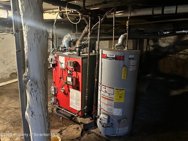 Building Photo - 1108 N Abington Rd