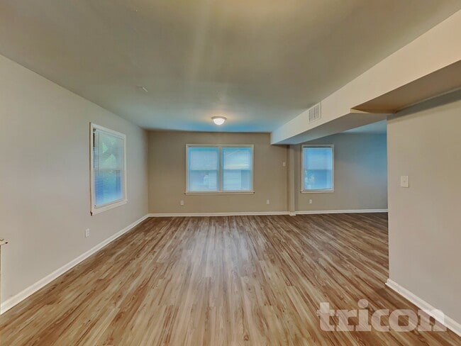 Photo - 6304 Clearwater Dr