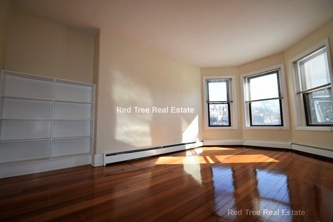 Photo - 26 Bothwell Rd Unit 1