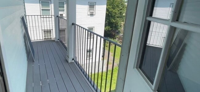 Photo - 110 Walnut St Apartments Unit 2