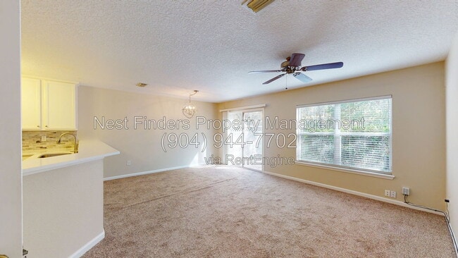 Photo - 1002 N Black Cherry Dr