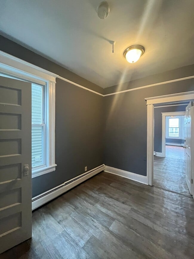 Photo - 164 Clendenny Ave Unidad 2R