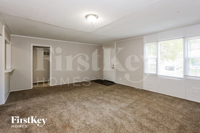 709 NE 45th Terrace