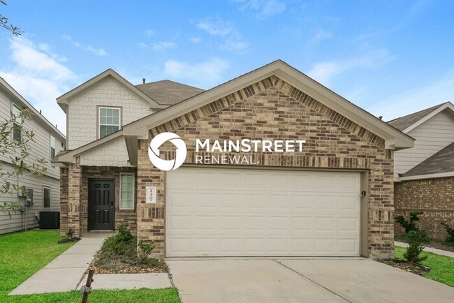 Building Photo - 4 Bedroom Pet-Friendly Home in HUMBLE, TX with Main Street Renewal