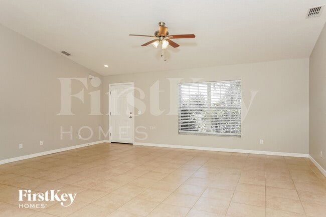 Photo - 6168 Lomax St