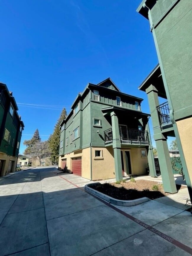 Photo - The Fieldhouse