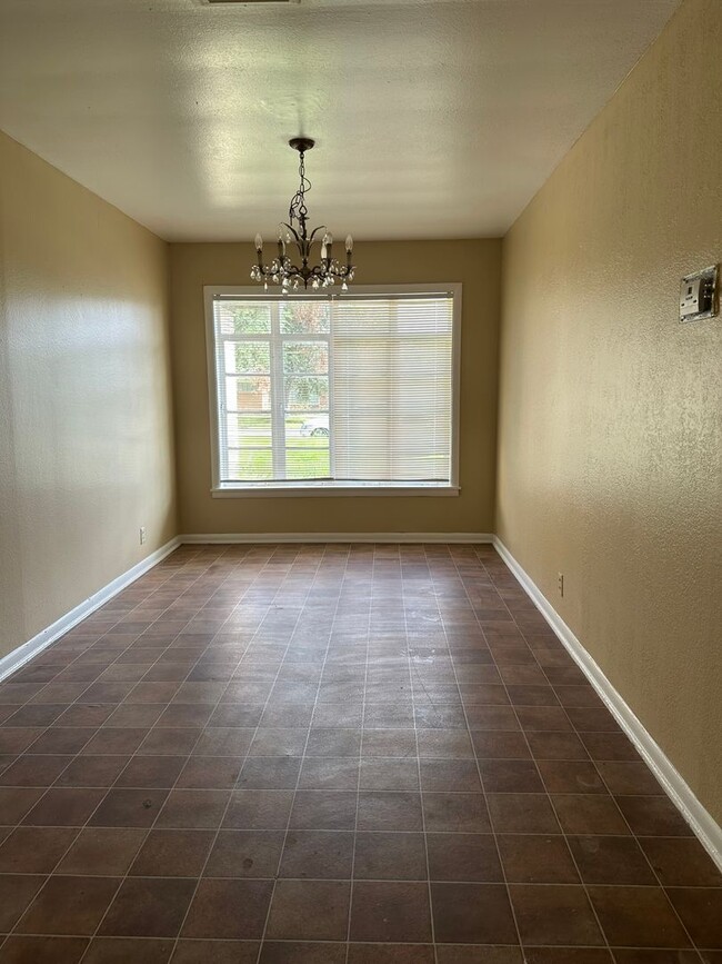 Photo - 1516 Walnut Ave