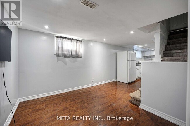 Photo - 53 Beatty Rd