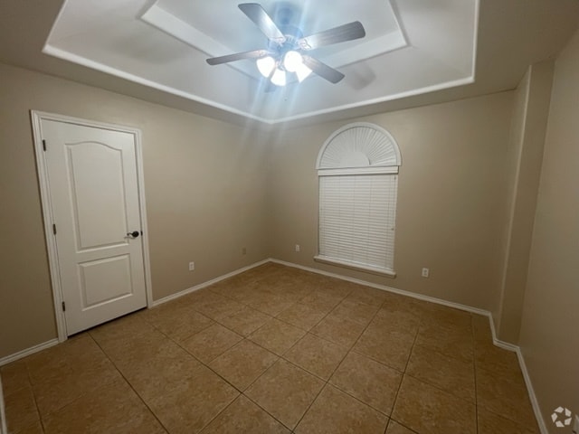 Building Photo - 3303 W Solera Rd Rental