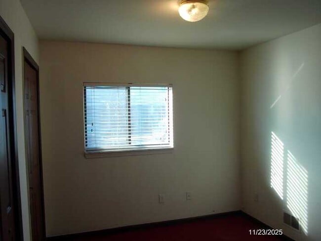 Photo - 16682 Eastland St