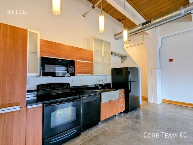 Building Photo - 382 W 22nd St Unit 503 Rental