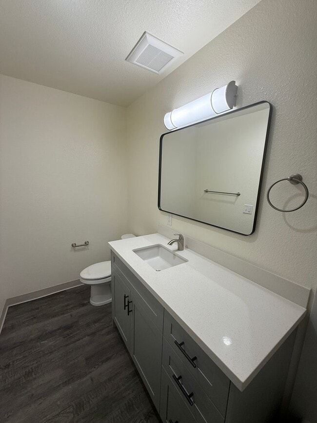 Photo - Free Month of Rent for Move in before Dec 1st - Brand New Upstairs 3 Bedroom Apartment Unidad 207