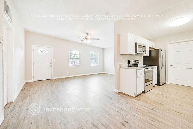 Photo - 6138 Oakcrest Cir