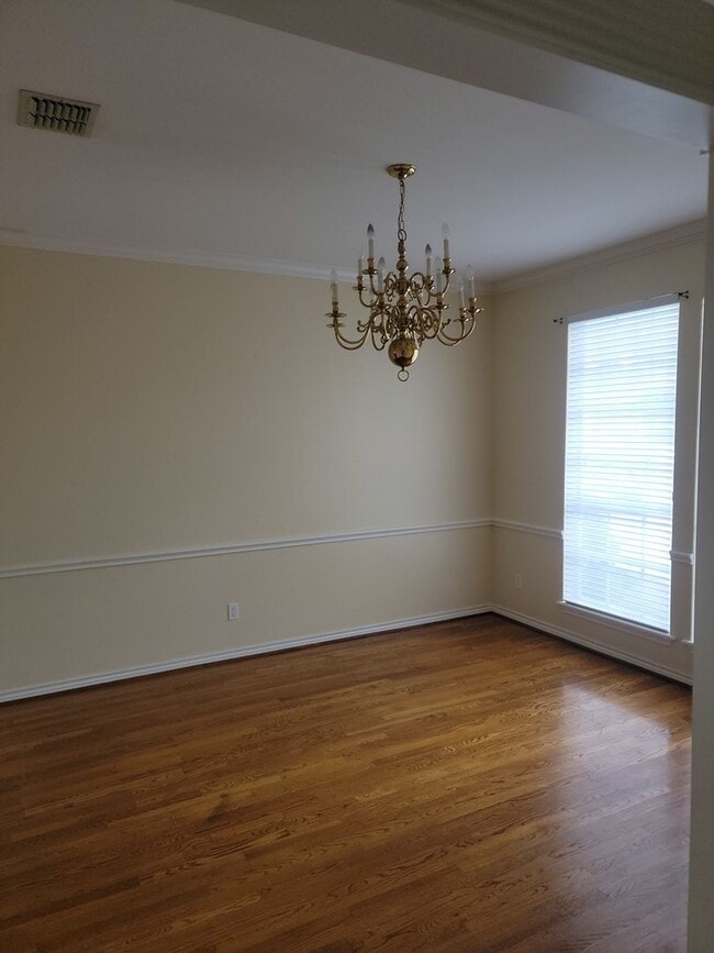 Photo - 4 bedroom 3.5 bathrooms