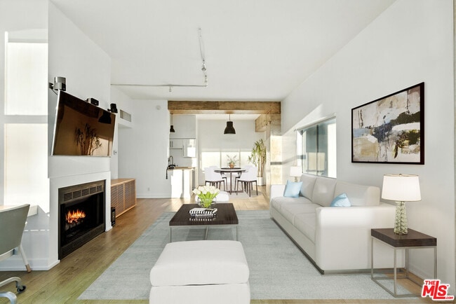 Photo - 1155 N La Cienega Blvd Unit PH5