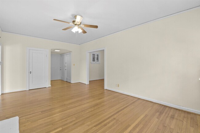 Photo - 436 Westmoreland St Unit 2
