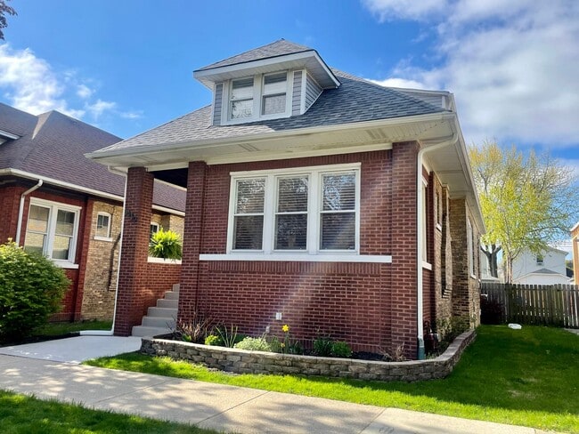Photo - Large Rehabbed Portage Park Bungalow With Oversized Back Yard Oasis