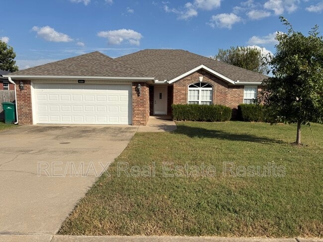 Photo - 420 Spicewood Trail