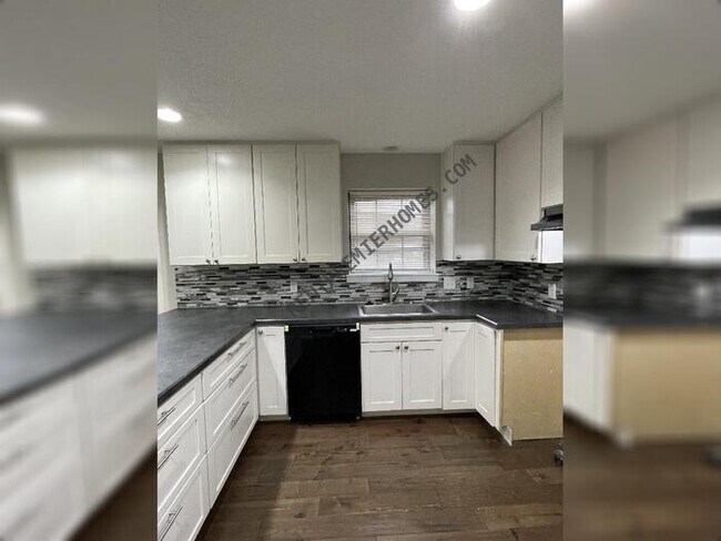 Photo - 3 Havenwood Ln