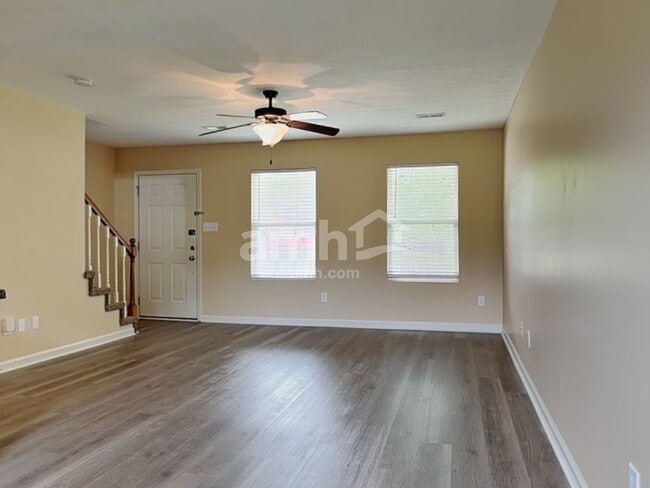 Photo - 1220 Swan Pond Ln