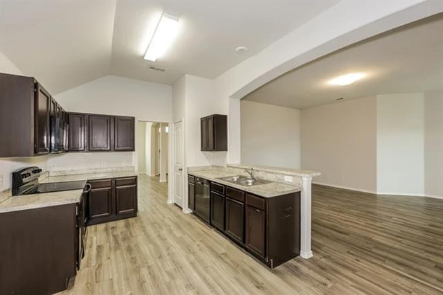 1906 Jasmine Dr