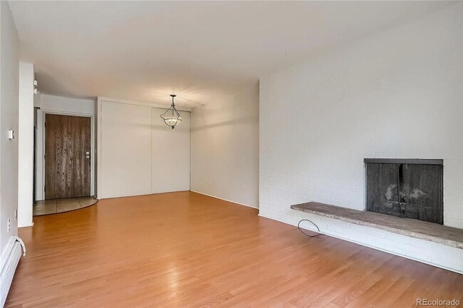 Photo - 4110 Hale Pkwy