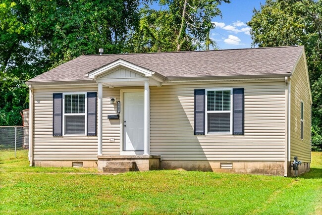 Photo - 2705 Jennette Cir
