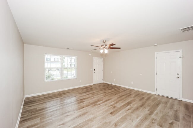 318 Freeman Cir