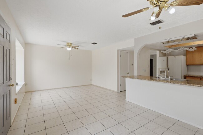 Photo - 12449 Sharpview Dr Unidad 2449