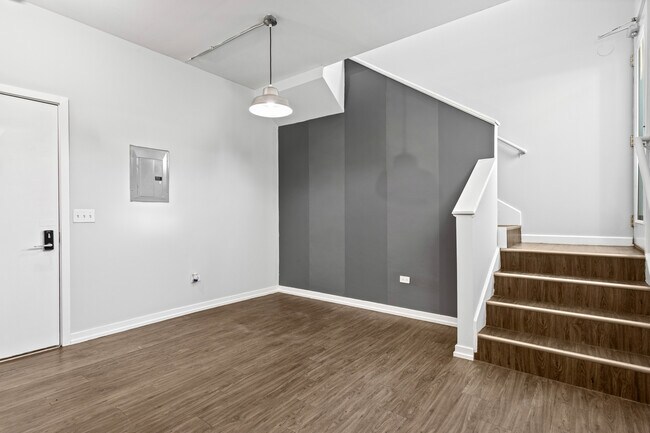 Photo - 4875 N Magnolia Ave