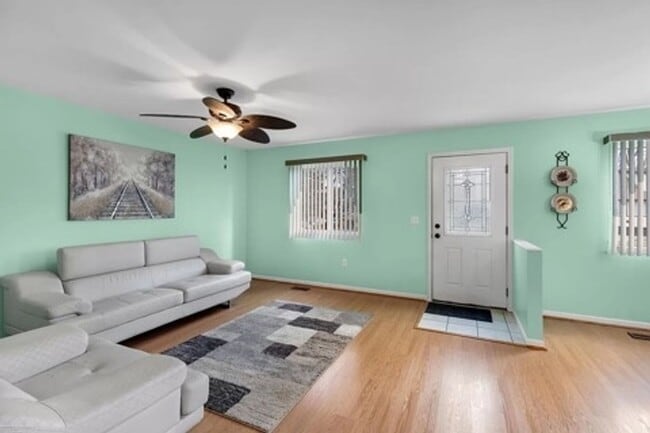 Photo - 22143 Pleasant Ave