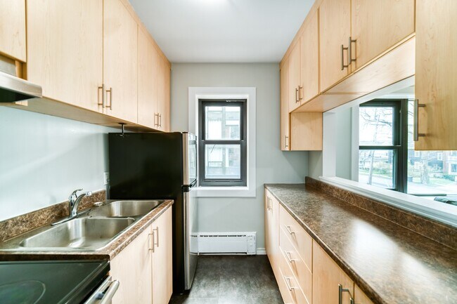 Photo - 1585-1585 Oxford St Unité 204