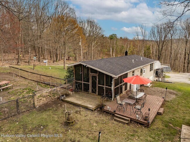 Photo - 26 Rapp Rd