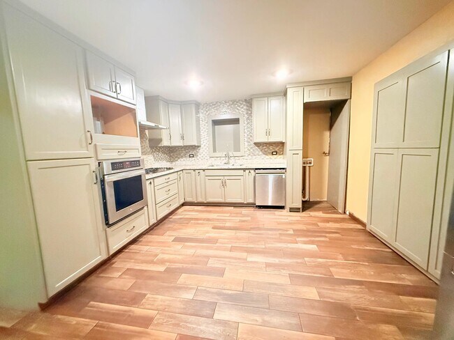 Photo - 4416 Flores Ave