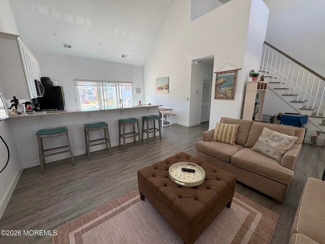 215 Heron Rd