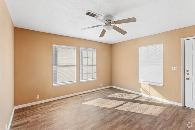 2BR, 1BA - #201 - Living Room