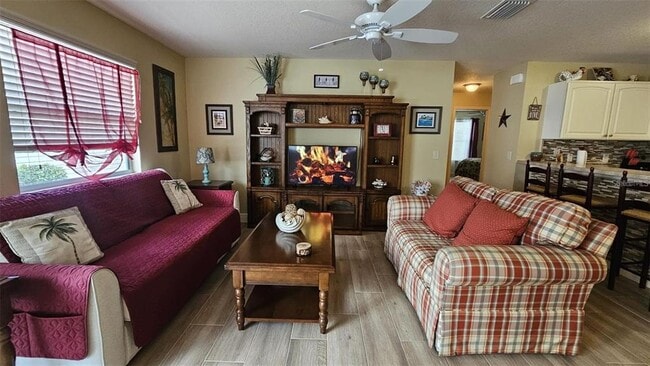 Photo - 2552 Red Cedar Ln